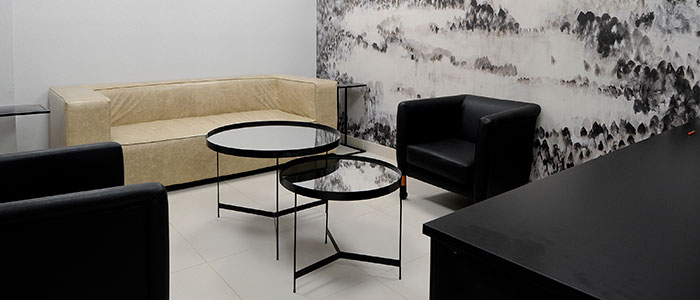 Sala de espera exclusiva para pacientes y familiares internacionales