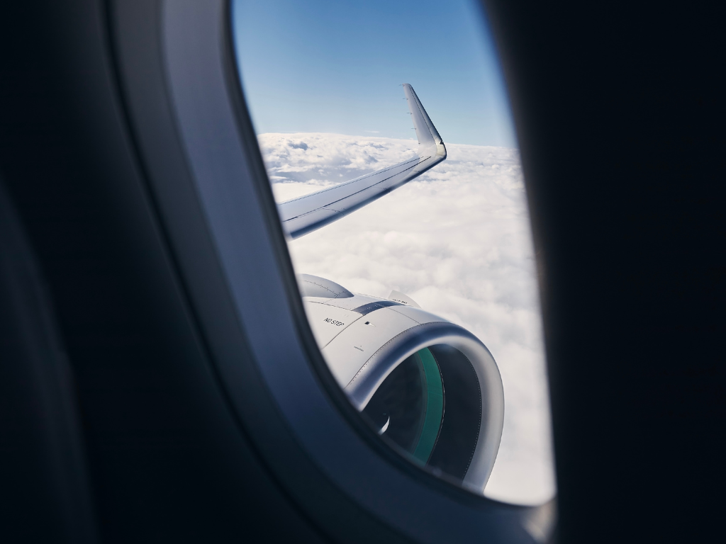 Mareo de viaje: qué lo desencadena y cómo hacerlo más llevadero